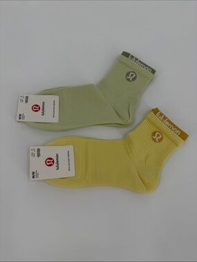lululemon athletica Ankle Socks — Light Green and Yellow